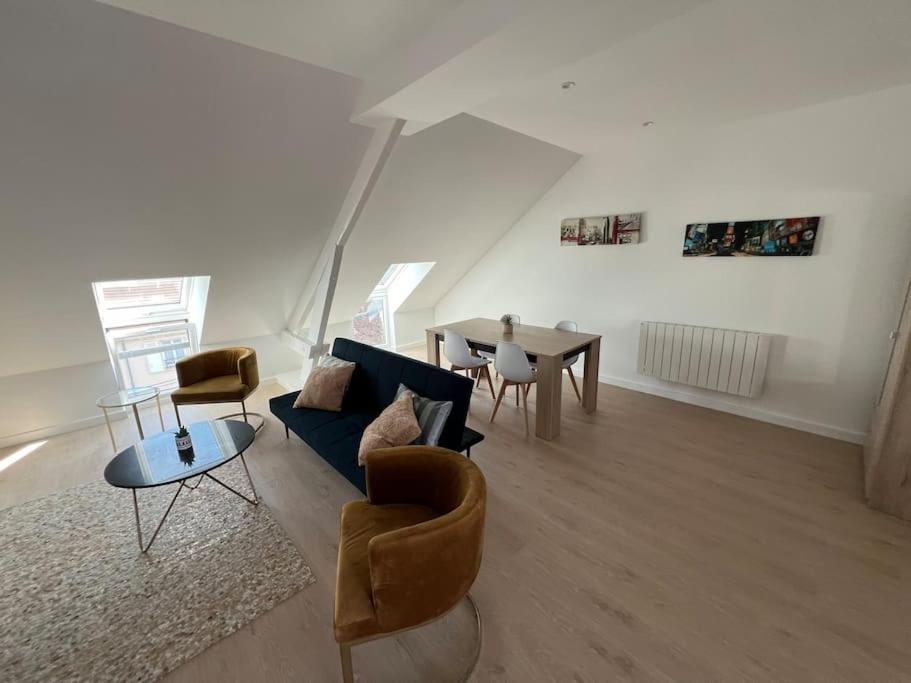 Margny-les-Compiegne Appartement Neuf Proche Gare מראה חיצוני תמונה